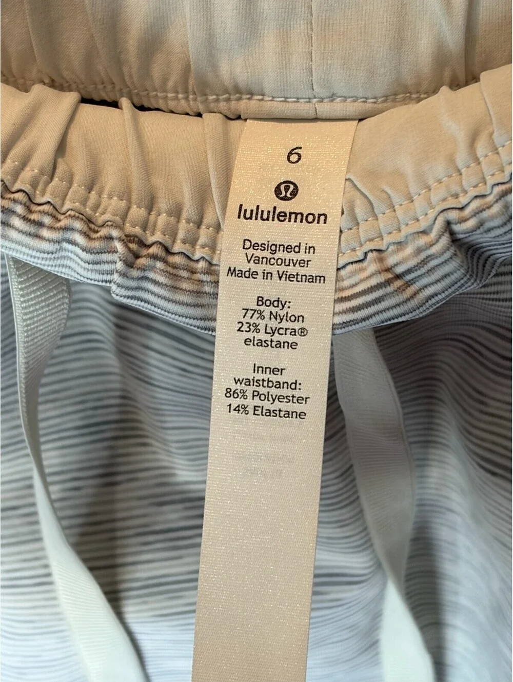 Lululemon On the Fly Woven Skirt Size 6 Wee Are From Space Nimbus Battleship